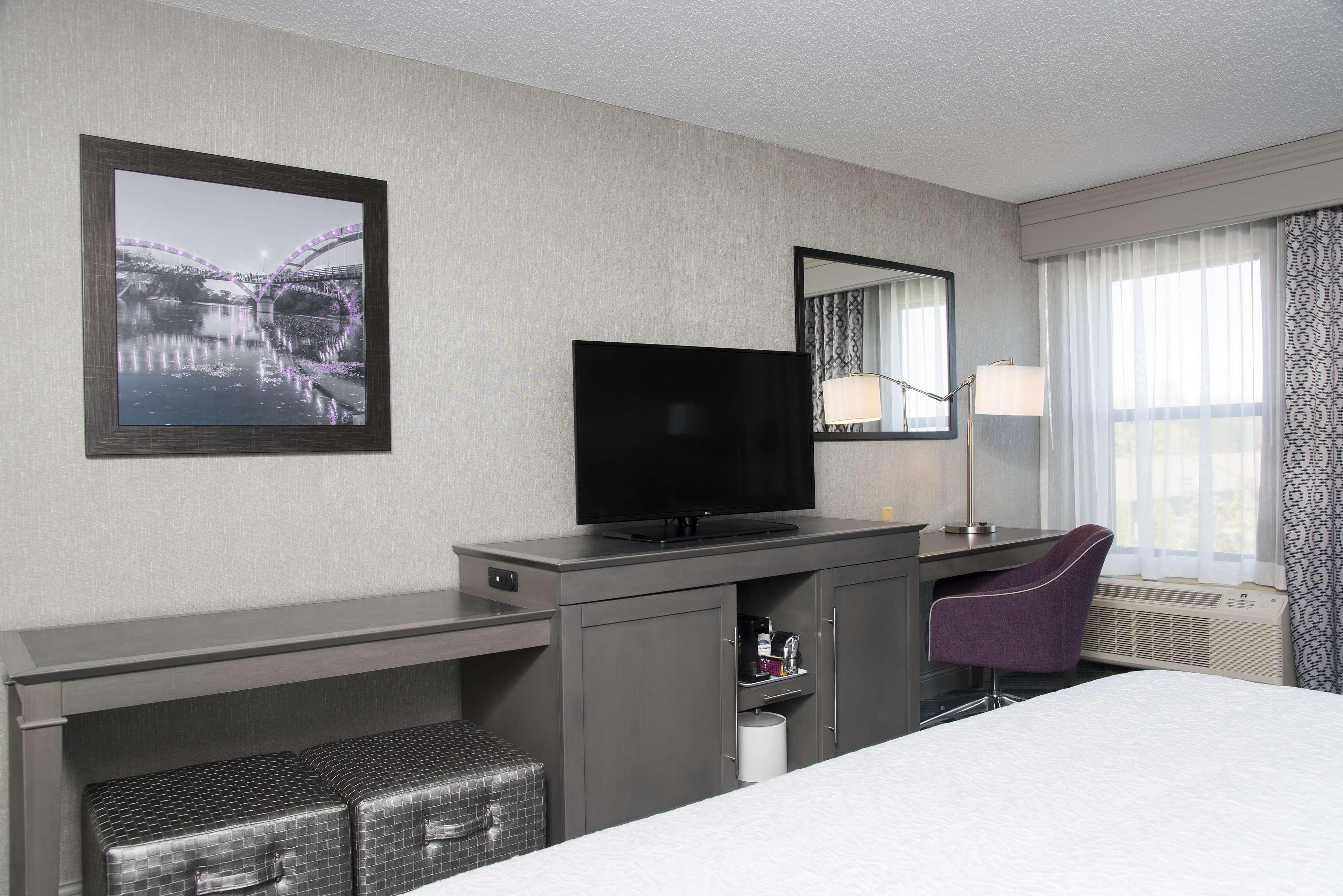 Hampton Inn Мидленд Экстерьер фото